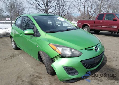 2013 Mazda Mazda2 Sport z USA, uszkodzony, nr VIN JM1DE1KY2D0156297